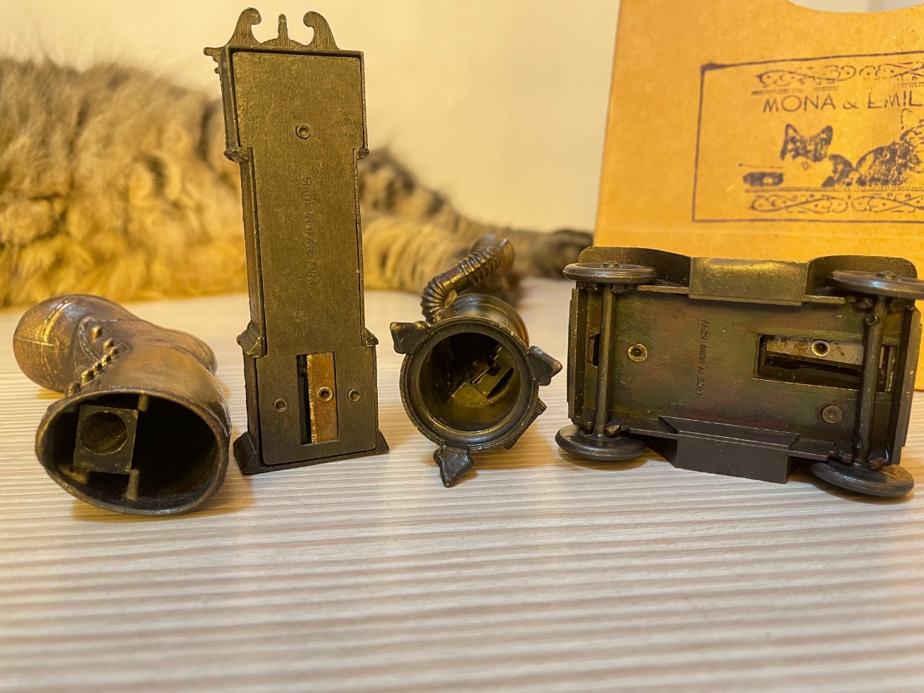 TAJADORES DE METAL HONG KONG SACAPUNTAS BOTA RELOJ ESTUFA AUTO ANTIGUO - Image 3