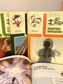 SET 4 ANTIGUOS LIBRO ENCICLOPEDIA INFANTIL DISNEY MICKEY GOOFY DONALD